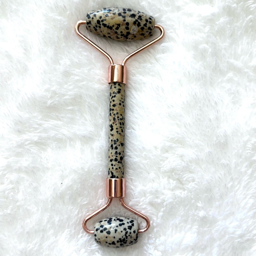 New Dalmatian Jasper Two-Sided Face Roller | Natural Stone | Rose Gold - Picture 2 of 2